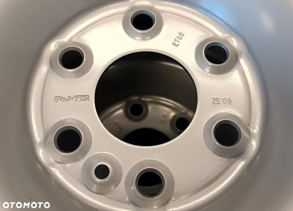 FELGA STALOWA IVECO DAILY 35s 29L 6.5x16 6x125 ET68 4 szt. 5801622004 - 3