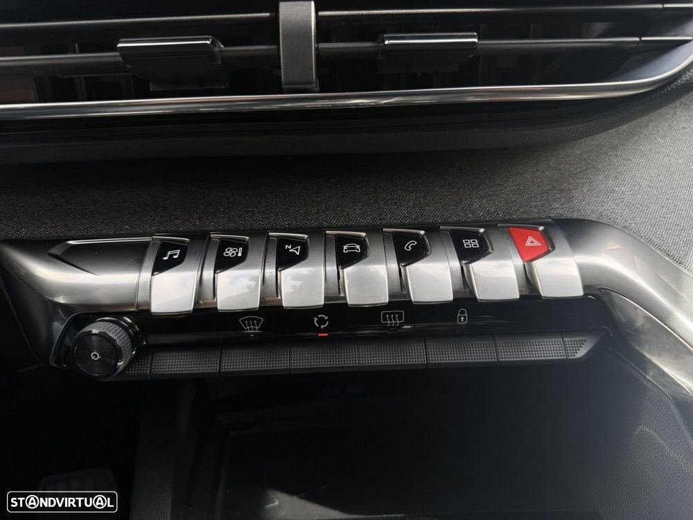 Peugeot 5008 1.2 PureTech Allure Pack EAT8 - 44