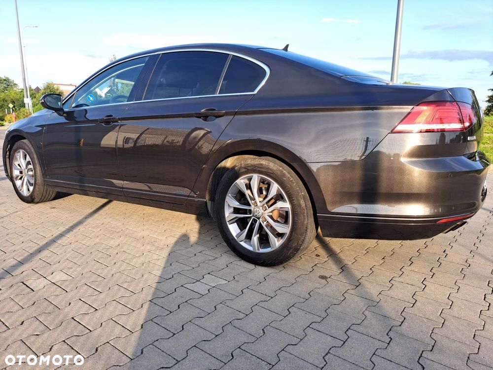 Volkswagen Passat 1.8 TSI BMT Comfortline - 4