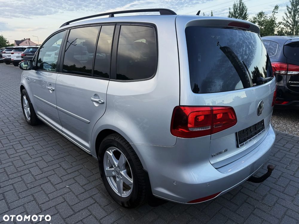 Volkswagen Touran 1.6 TDI DPF BlueMotion Technology DSG MATCH - 6