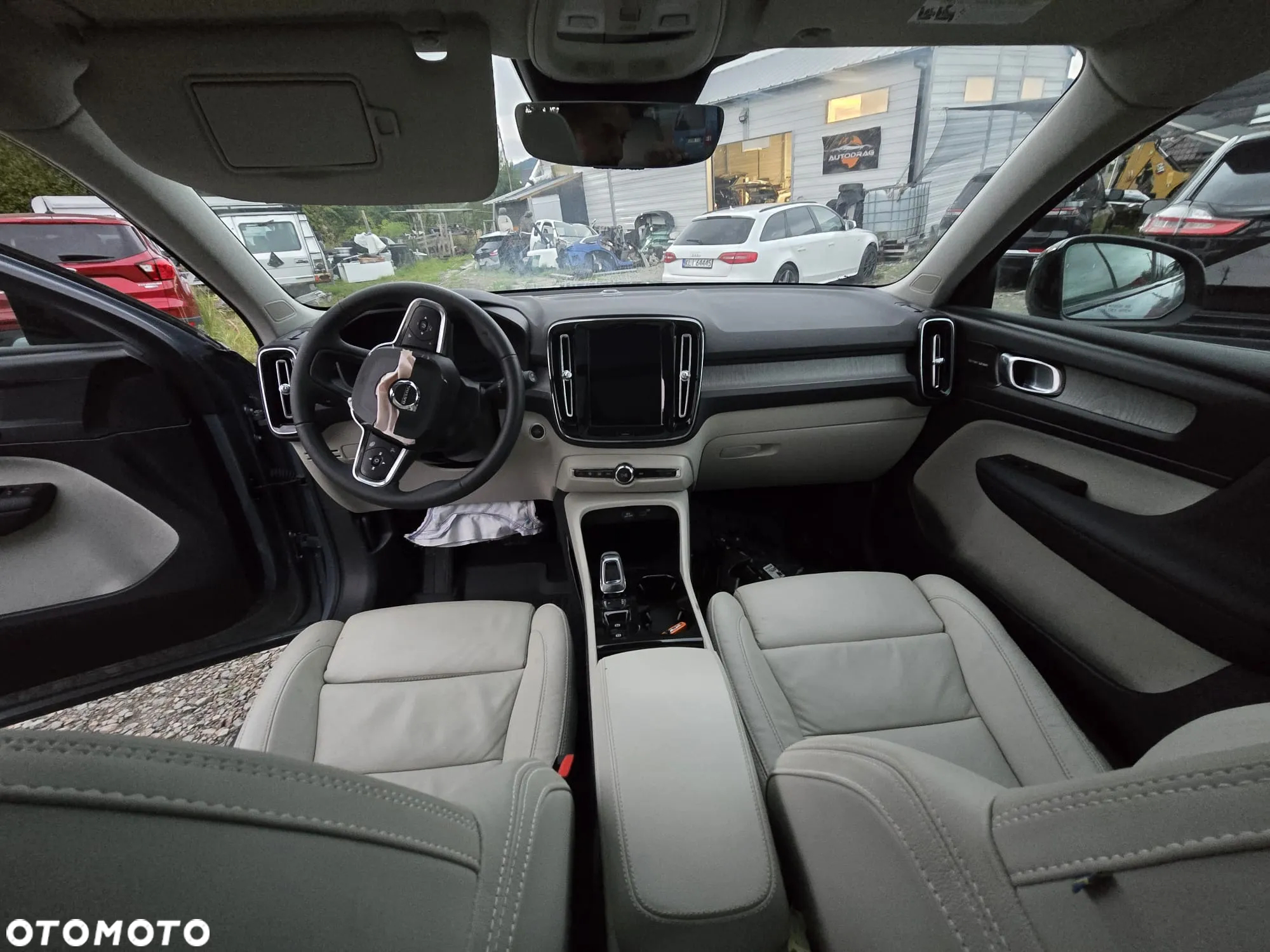Volvo XC 40 - 12