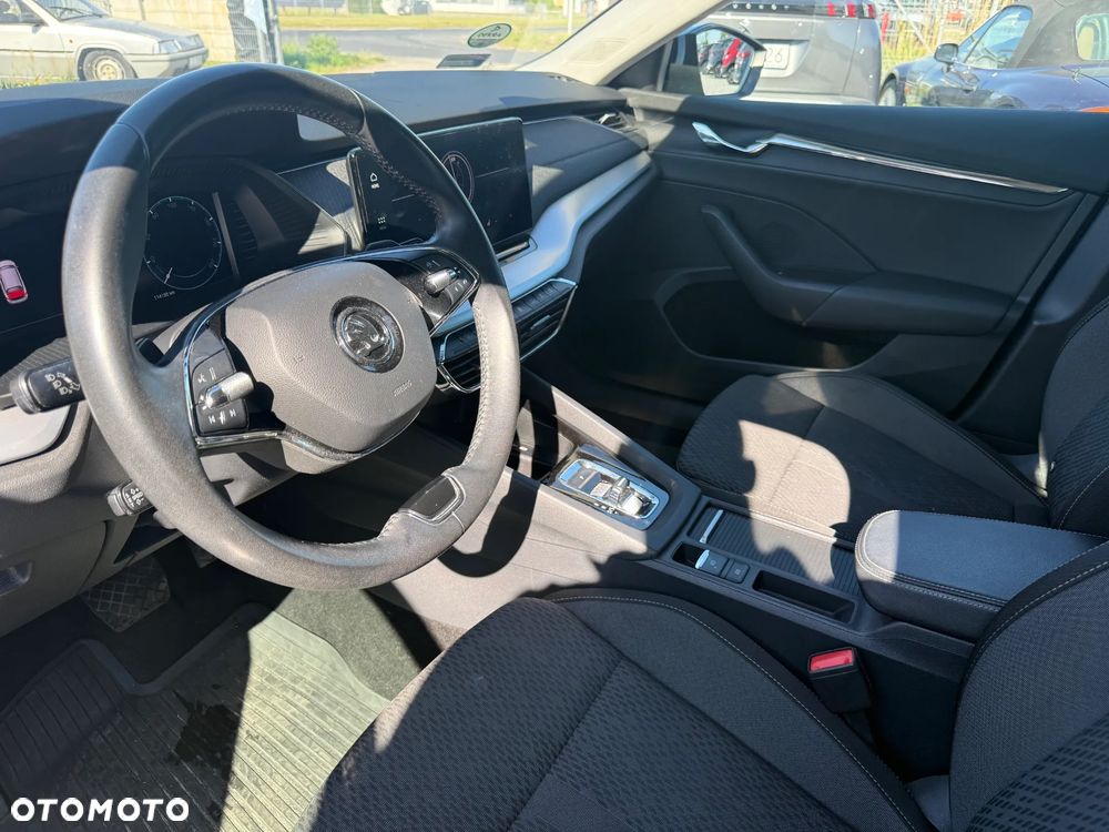 Skoda Octavia 2.0 TDI Style DSG - 14