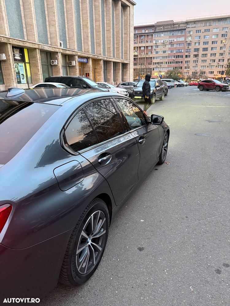 BMW Seria 3 320d xDrive AT - 3