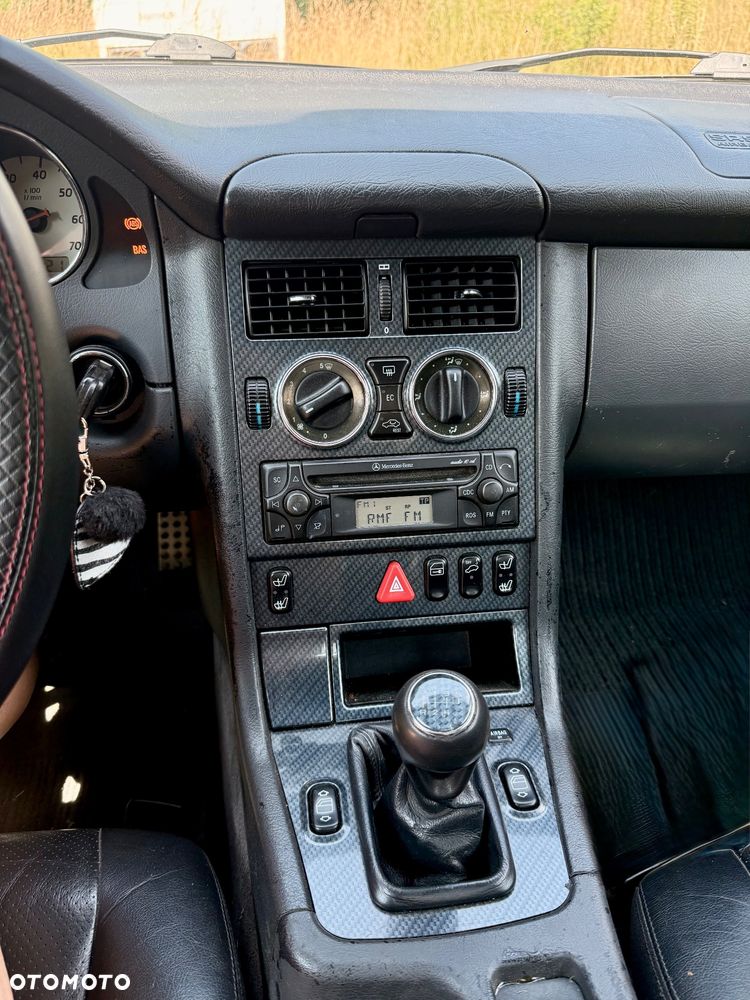 Mercedes-Benz SLK 200 - 11