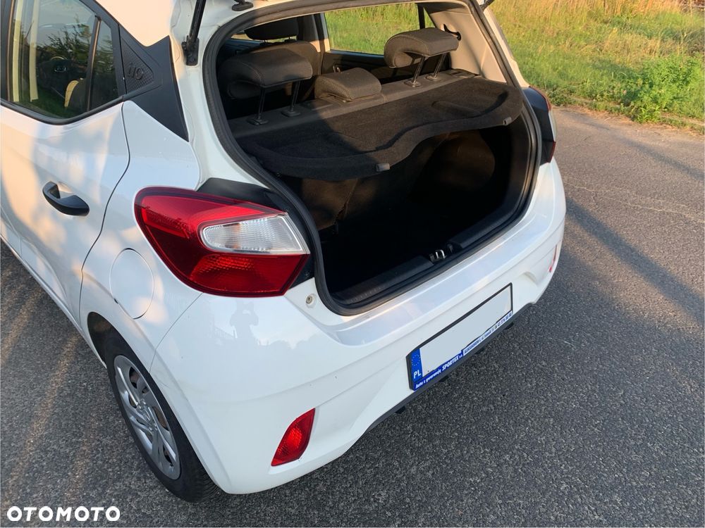 Hyundai i10 - 11
