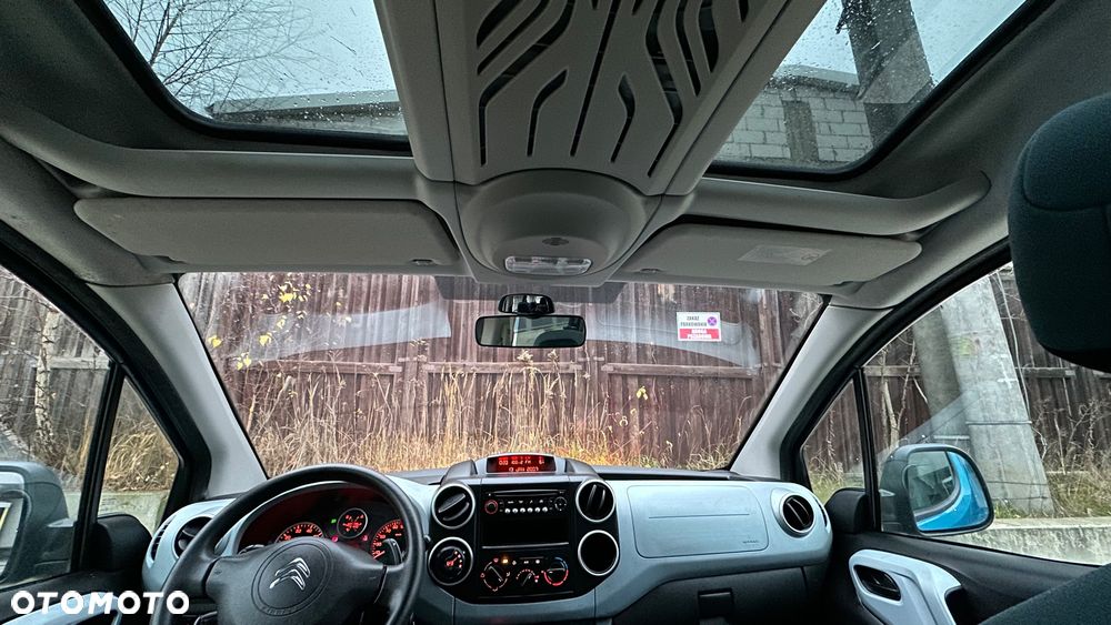 Citroën Berlingo Multispace e-HDi 90 FAP EGS6 Exclusive - 26