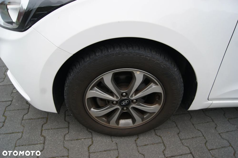 Hyundai i20 1.2 Passion - 14