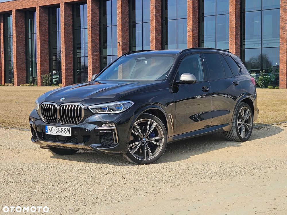 BMW X5 M50i - 1