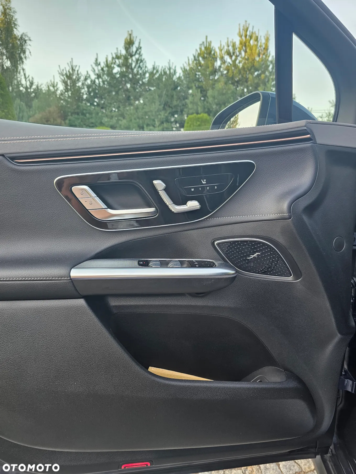 Mercedes-Benz EQE 350+ 90.5kWh Electric Art - 12