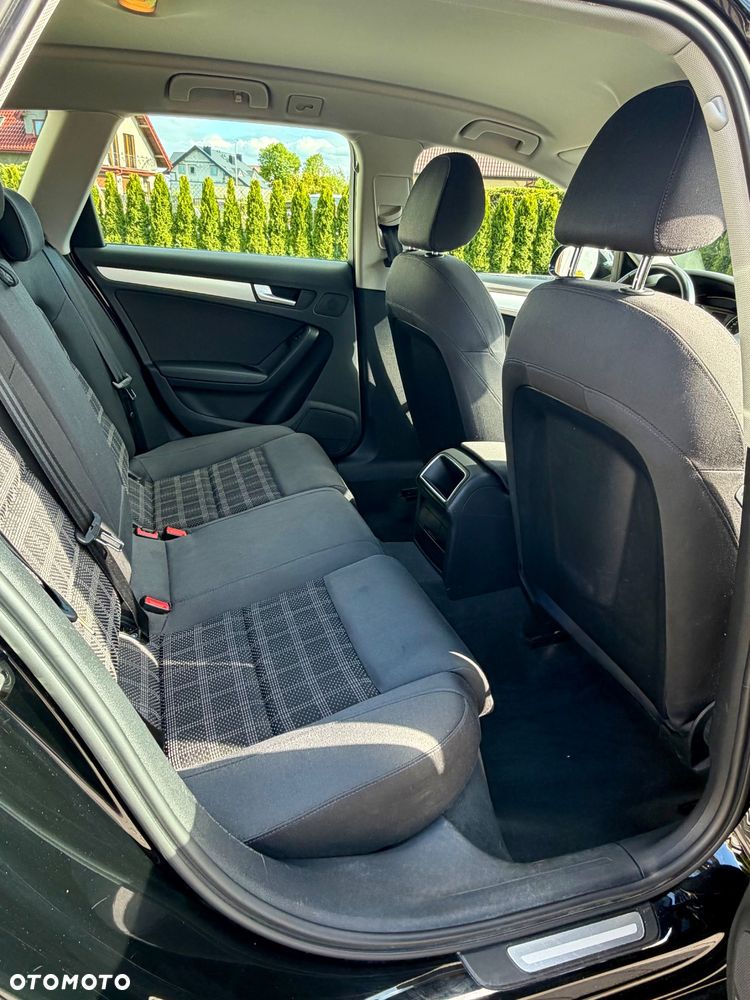 Audi A4 Avant 2.0 TDI DPF multitronic Attraction - 6
