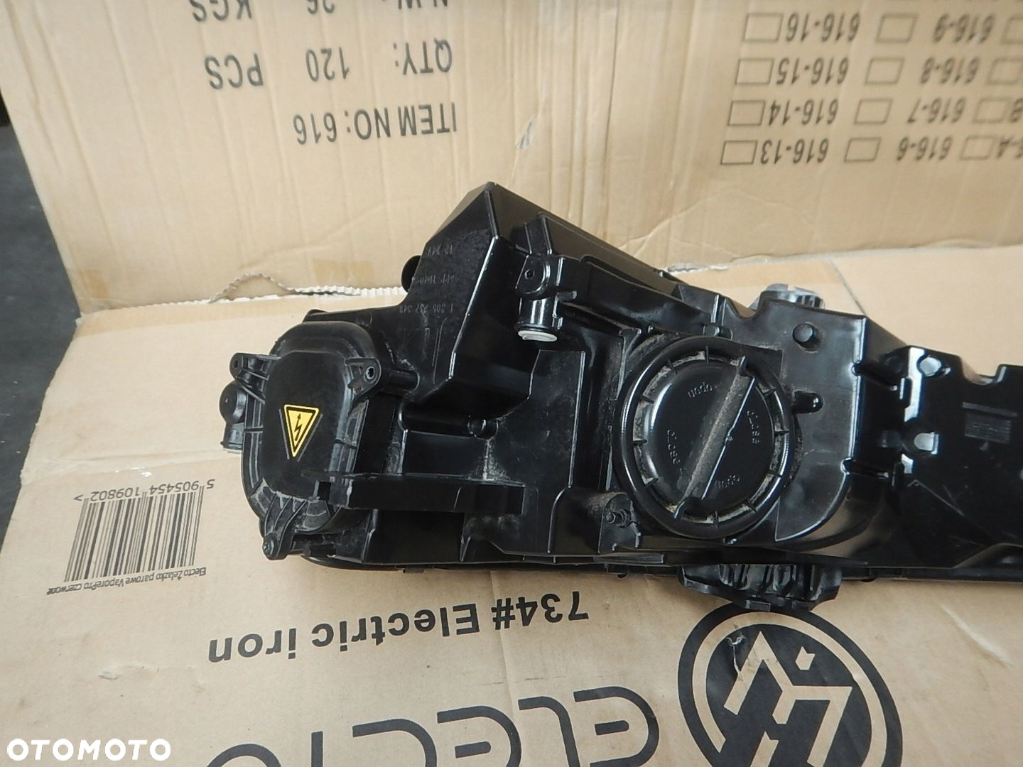 LAMPA PRZOD PRAWA AUDI A4 B9 XENON 8W0941006 - 5