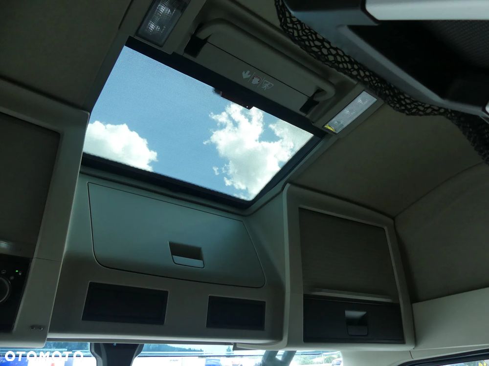 Volvo FH4 460 / EURO 6 / AUTOMAT / PEŁNY ADR / KLIMATYZACJA POSTOJOWA / - 35