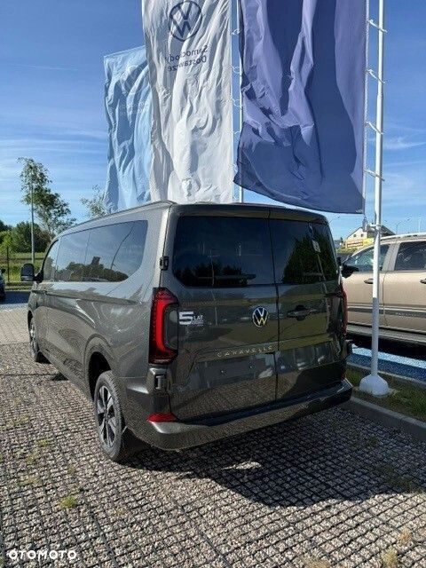 Volkswagen Caravelle - 4