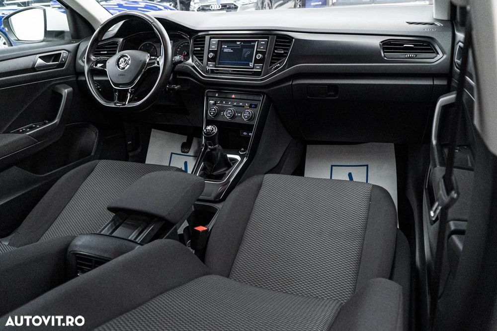 Volkswagen T-ROC 1.6 TDI Design - 2