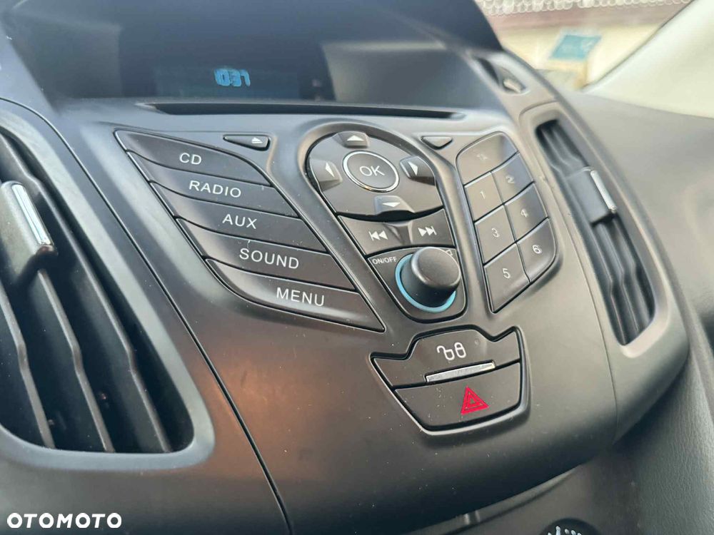 Ford Focus 1.6 Ambiente Start - 18