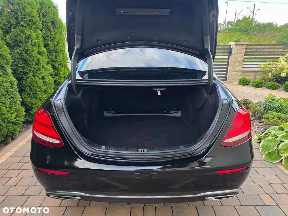 Mercedes-Benz Klasa E 220 d 9G-TRONIC Avantgarde - 27
