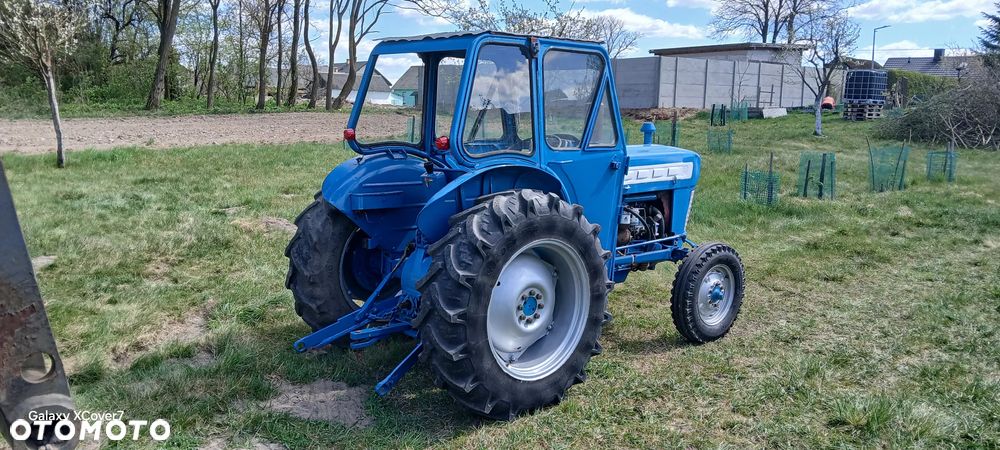 Ford Super Dexta 3000 - 6