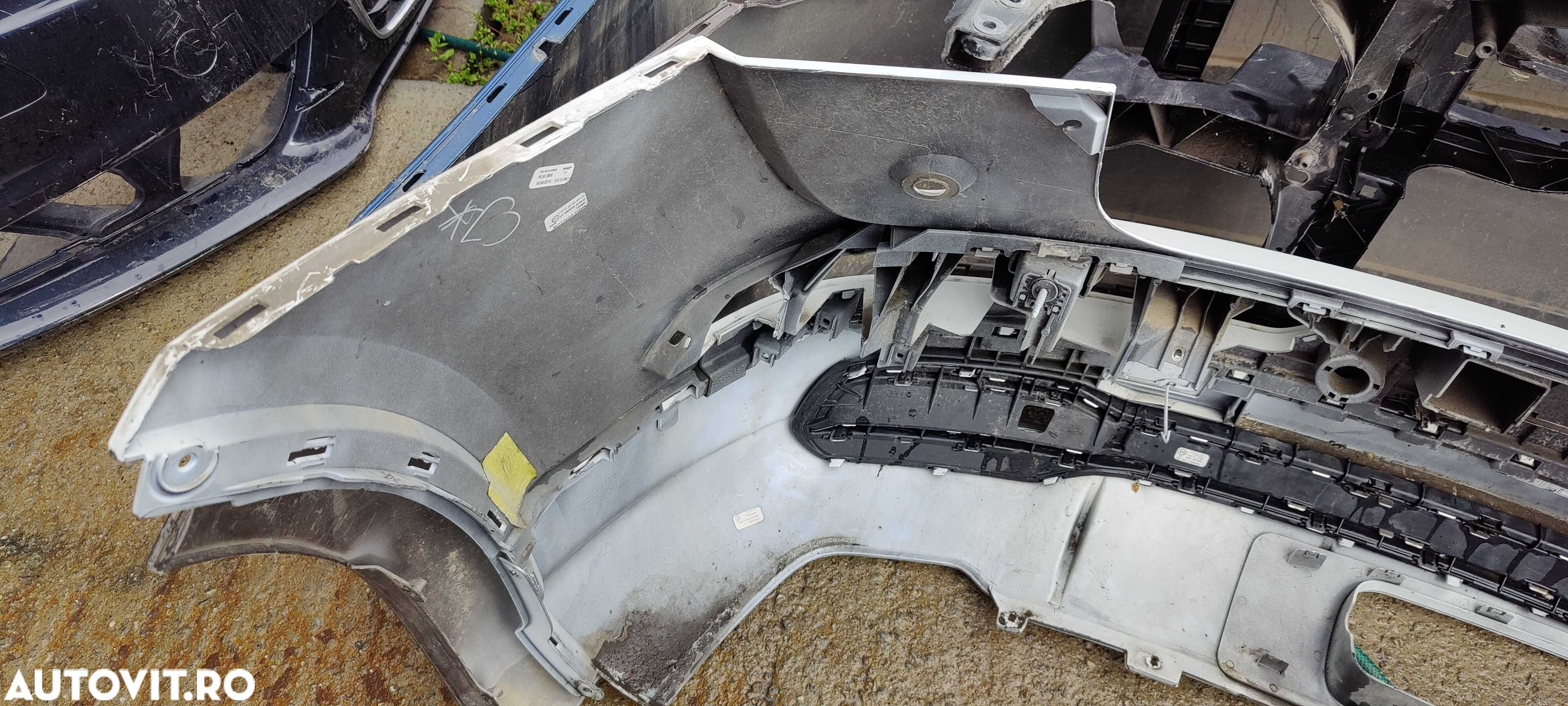 bara spate audi q5 2020 - 5