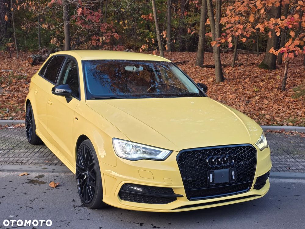 Audi A3 Sportback 2.0 TDI S tronic S line Sportpaket - 4