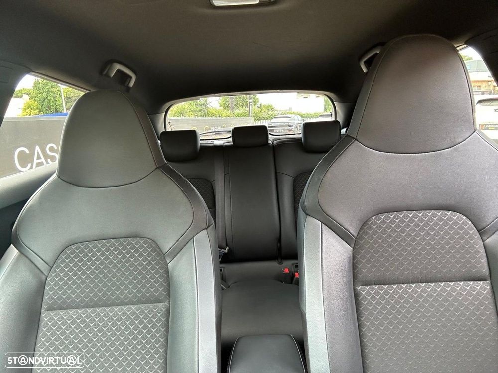 Nissan Juke 1.0 DIG-T DCT N-Connecta - 21