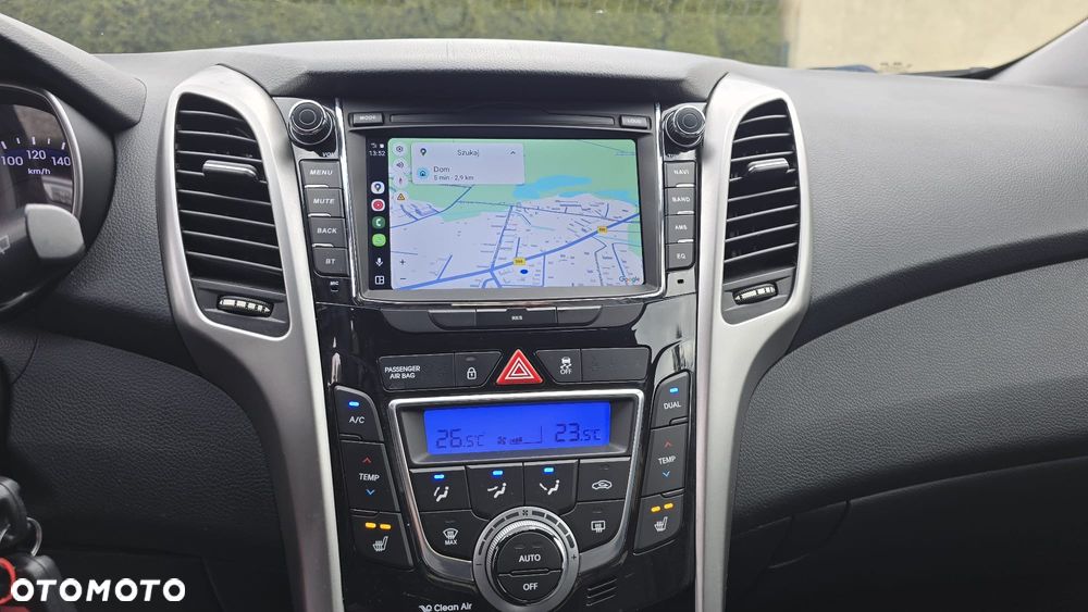 Hyundai i30 blue Kombi 1.6 GDi Passion - 17