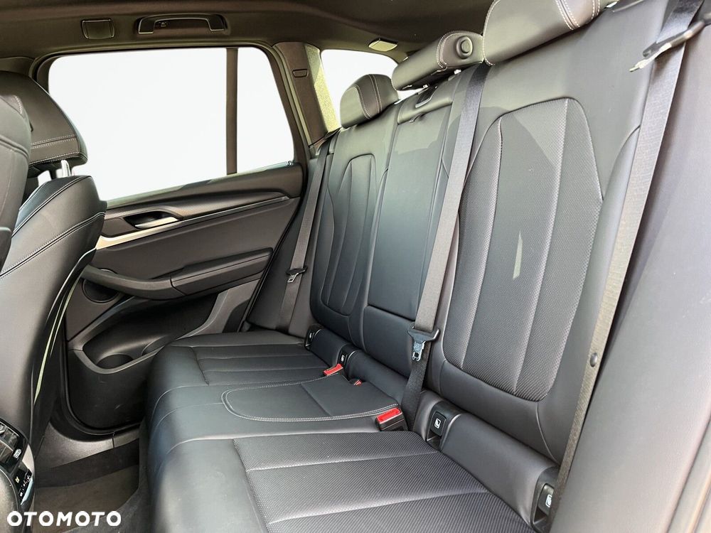 BMW X3 - 15
