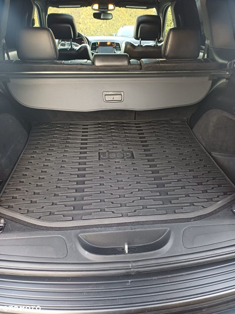 Jeep Grand Cherokee - 18