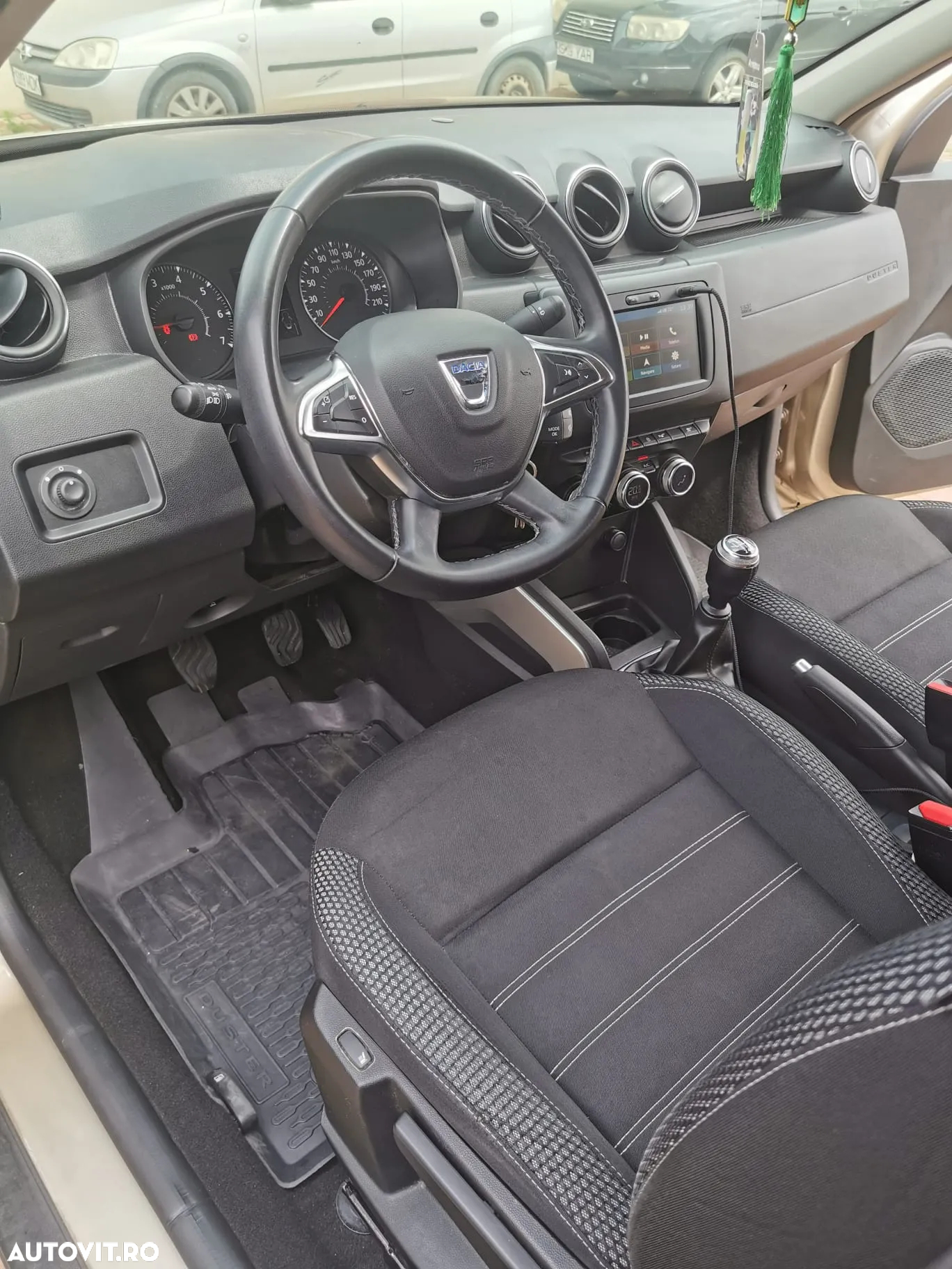 Dacia Duster - 4