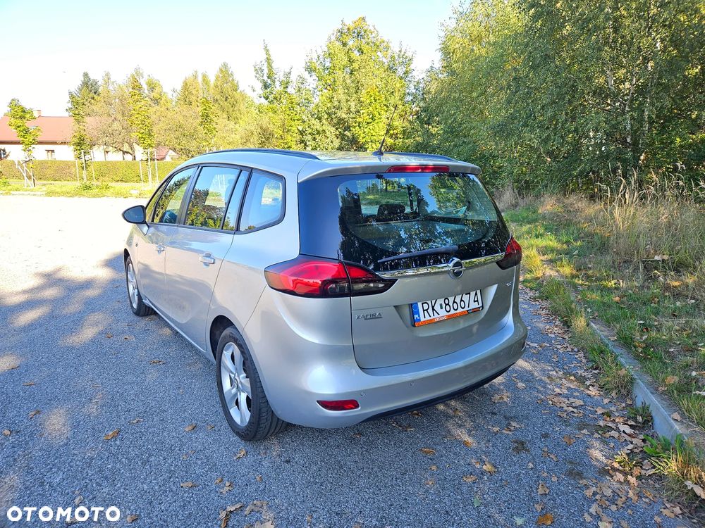 Opel Zafira - 13