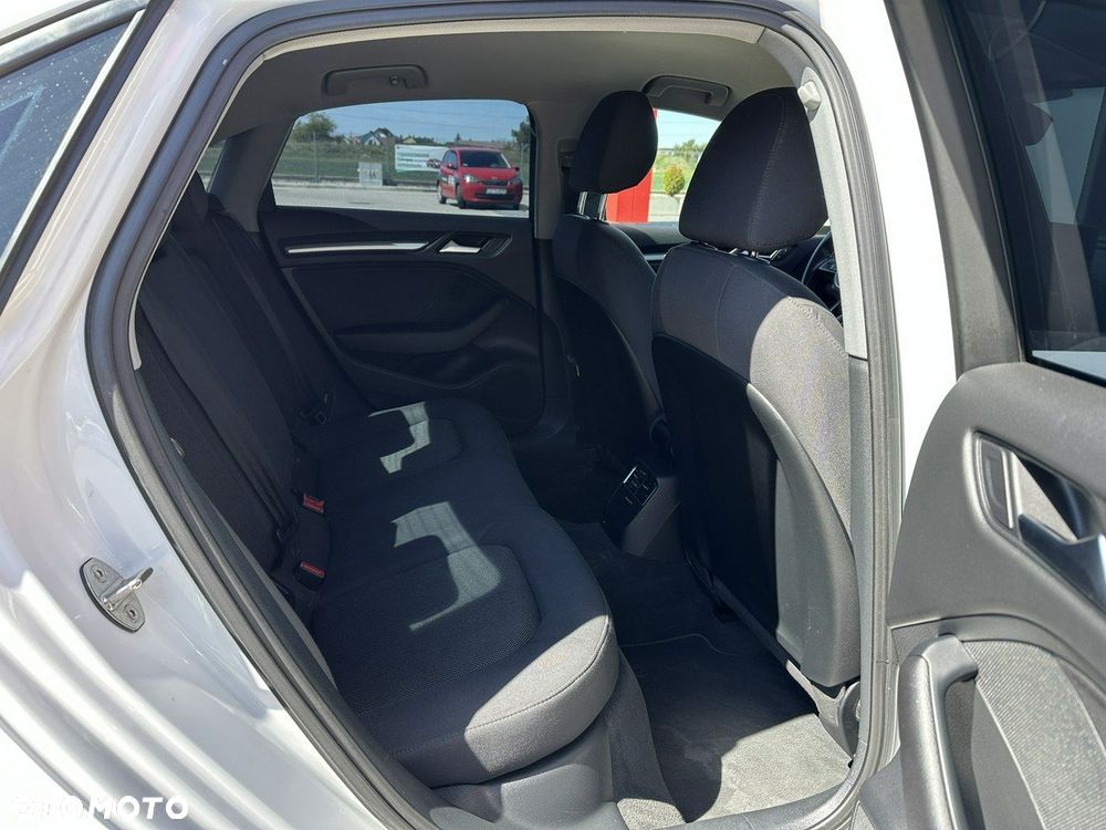 Audi A3 Limousine 1.5 TFSI Sport - 16