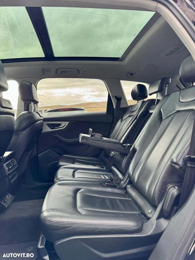 Audi Q7 e-tron 3.0 TDI quattro Tiptronic - 25