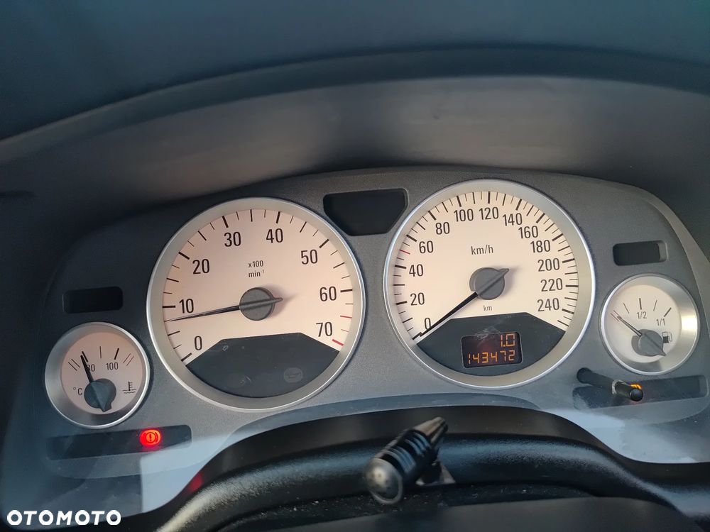 Opel Astra 1.8 16V Edition 1 - 24