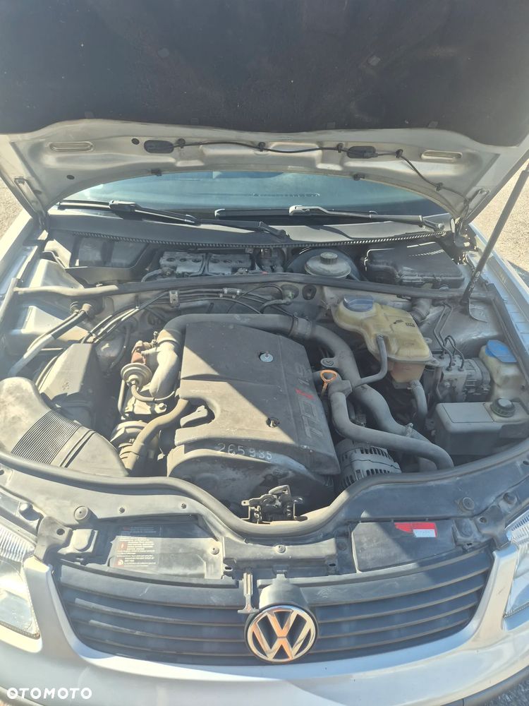 Volkswagen Passat 1.9 TDI GL - 8