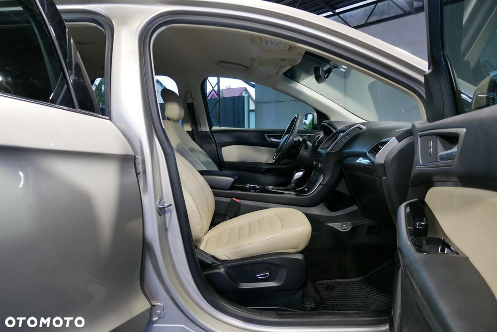 Ford Edge - 9