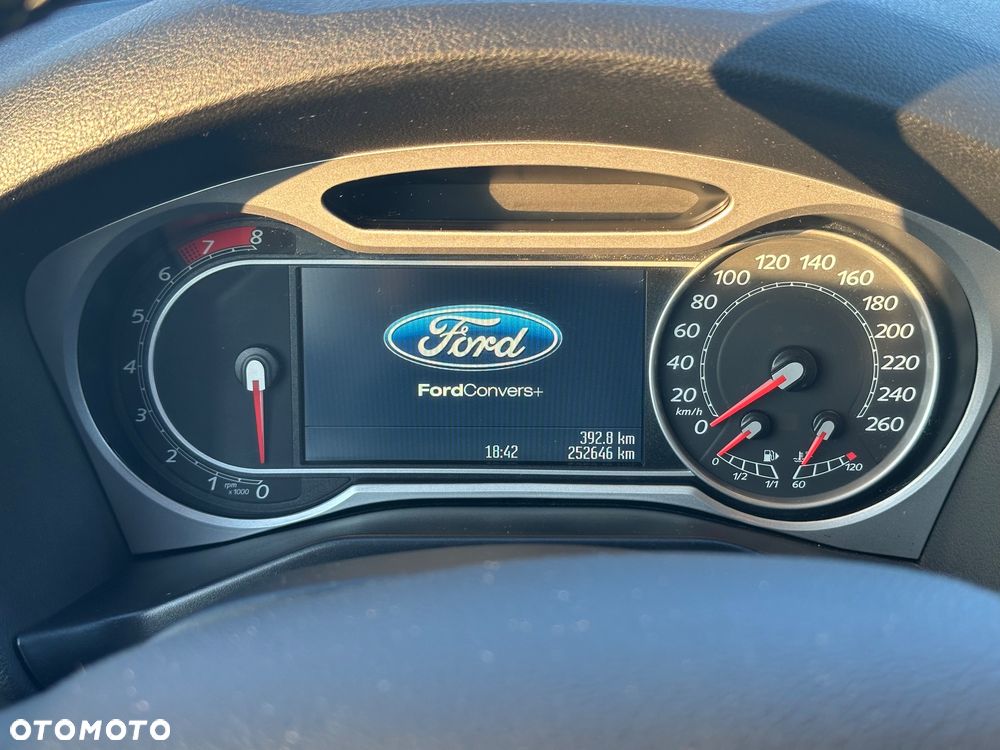 Ford Mondeo 2.0 Titanium - 17