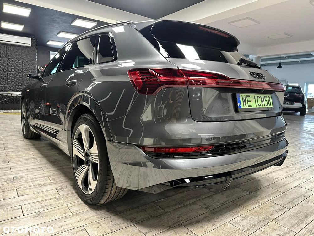 Audi e-tron 55 Quattro S line - 14