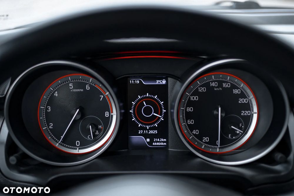 Suzuki Swift 1.2 SHVS Premium Plus - 6