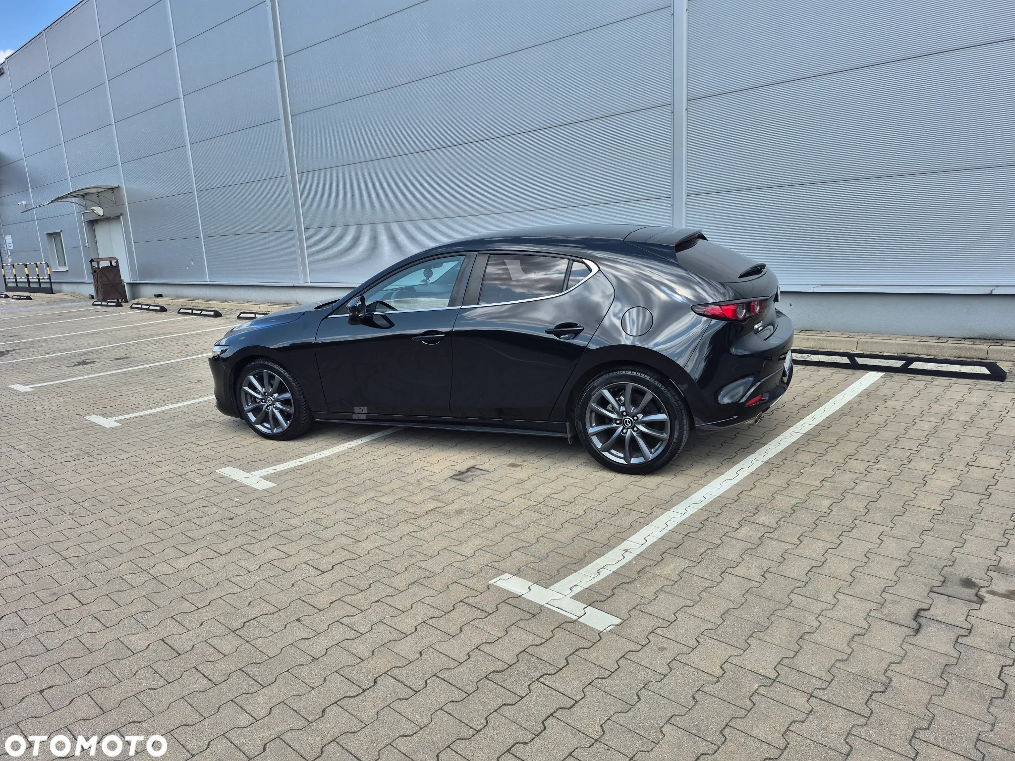 Mazda 3 - 4