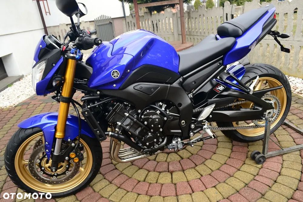 Yamaha FZ8 - 24
