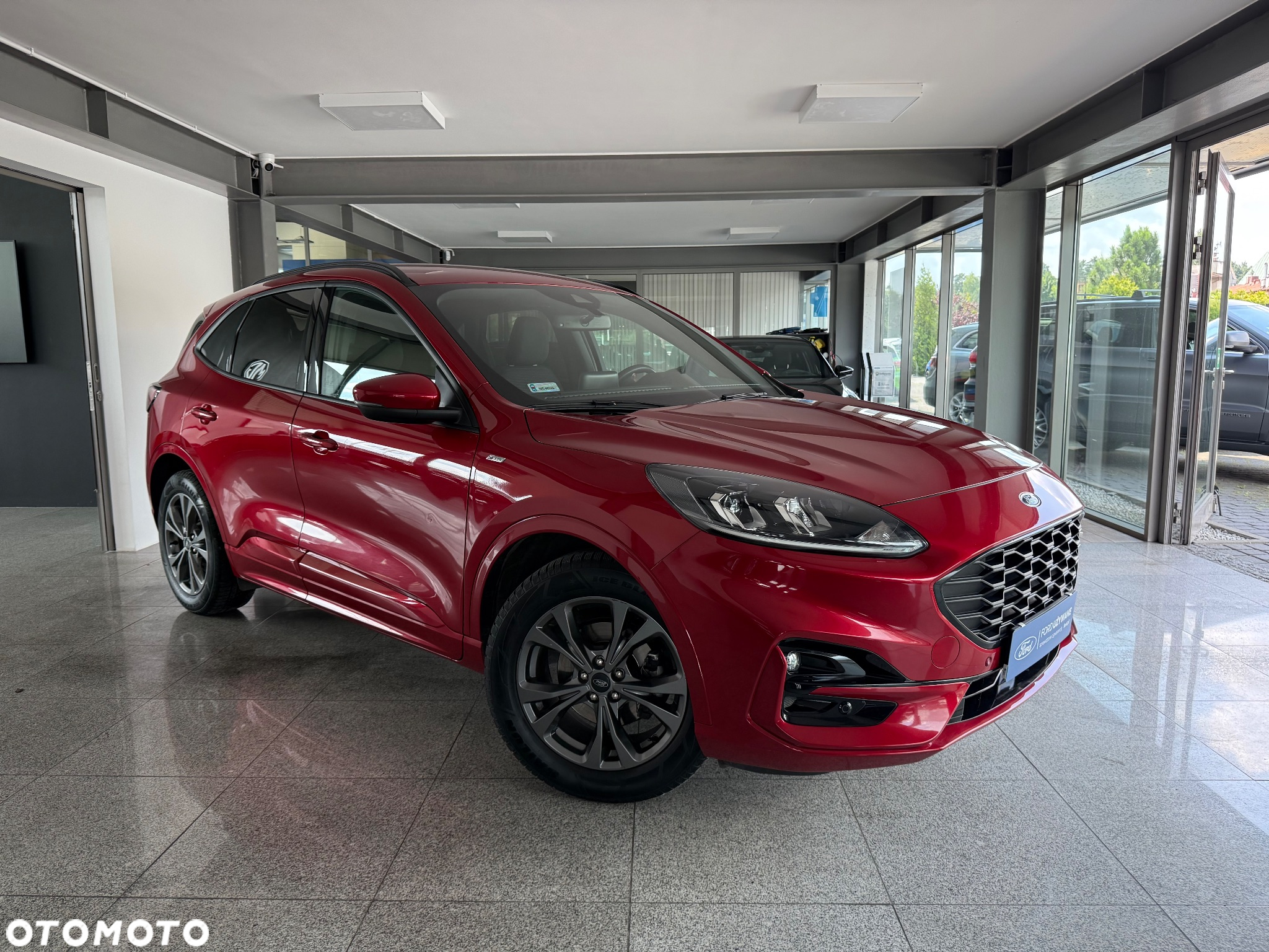 Ford Kuga 1.5 EcoBoost FWD ST-Line - 2