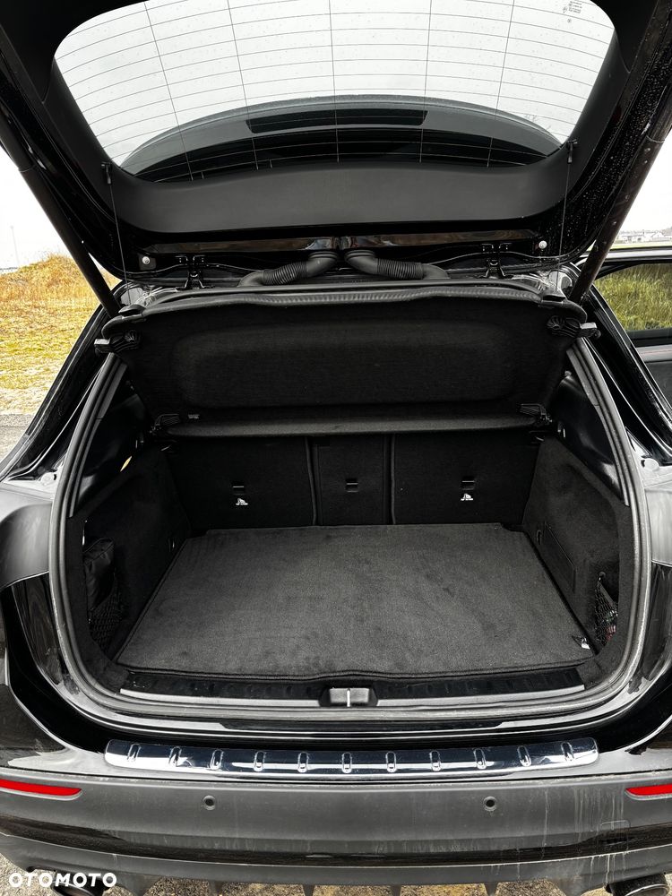 Mercedes-Benz GLA - 15