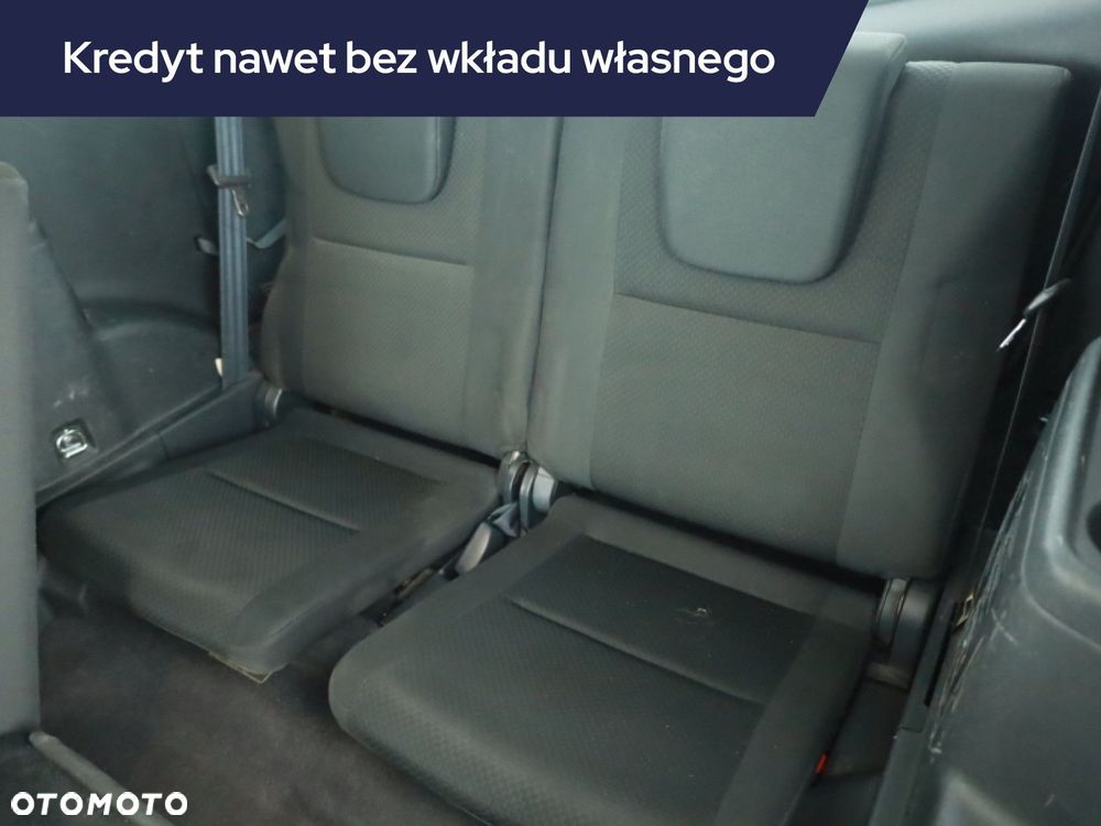 Toyota Corolla Verso - 11