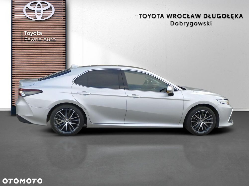 Toyota Camry 2.5 Hybrid Executive CVT - 4