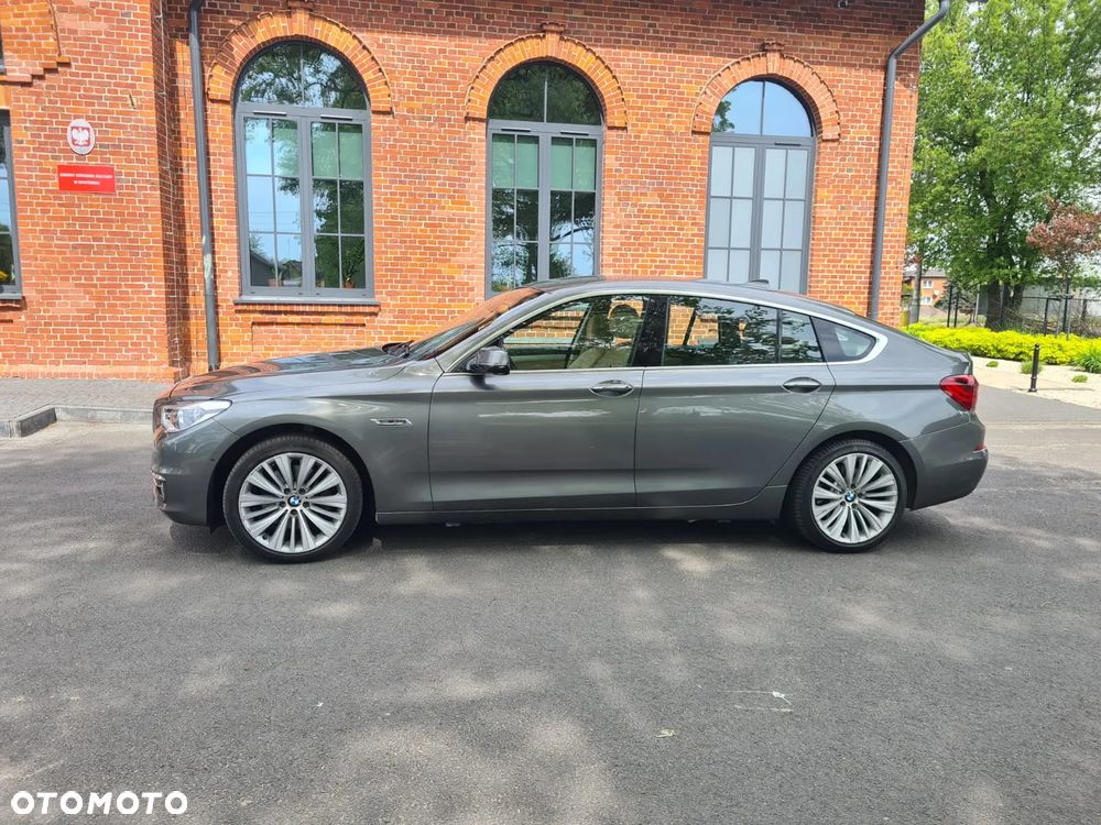 BMW Seria 5 530d xDrive Luxury Line - 13