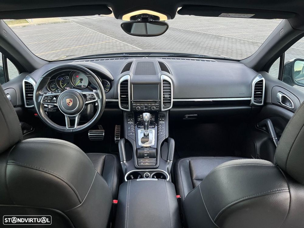 Porsche Cayenne S E-Hybrid - 19