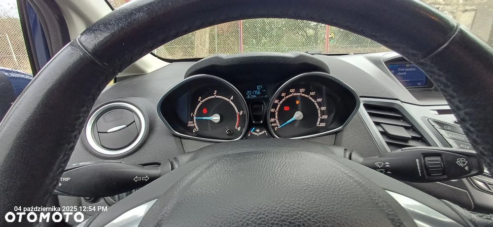 Ford Fiesta 1.5 TDCi Ambiente - 12