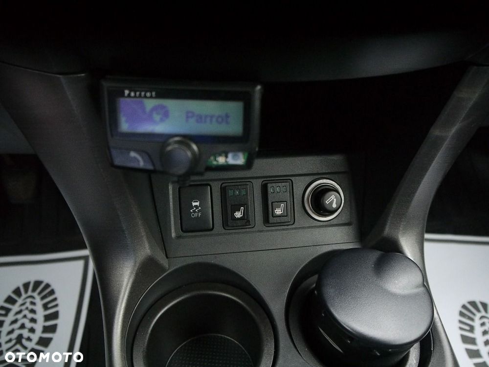 Toyota RAV4 2.2 D-4D 4x4 Sol - 23
