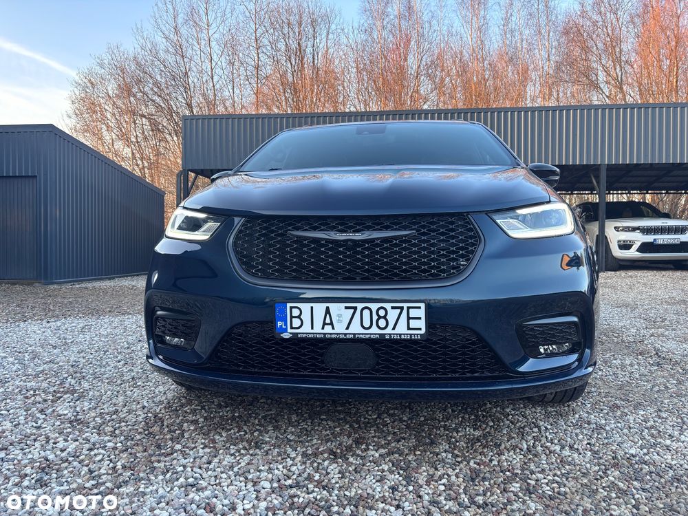 Chrysler Pacifica - 10