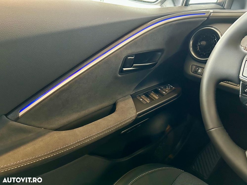 Toyota C-HR - 21