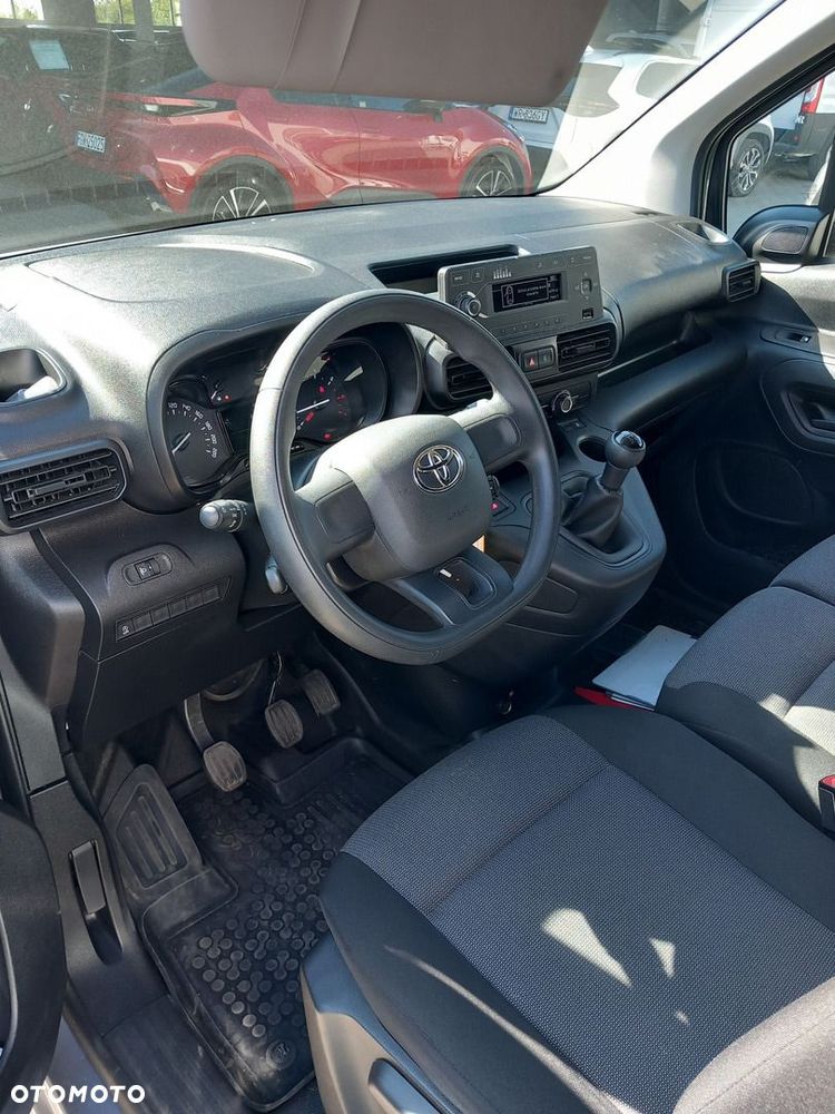 Toyota PROACE CITY - 8